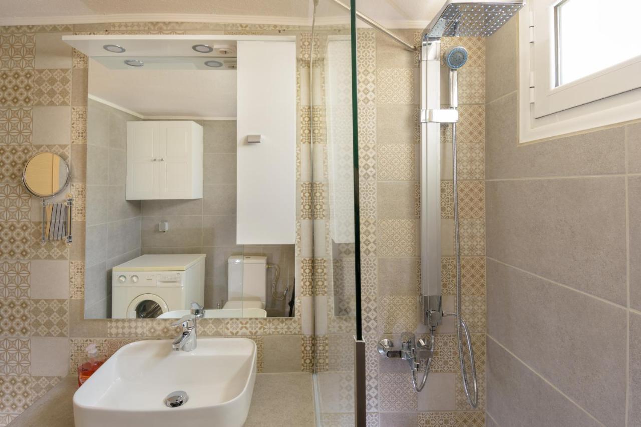Margarita'S Seafront Luxury Apartment Elounda Zewnętrze zdjęcie
